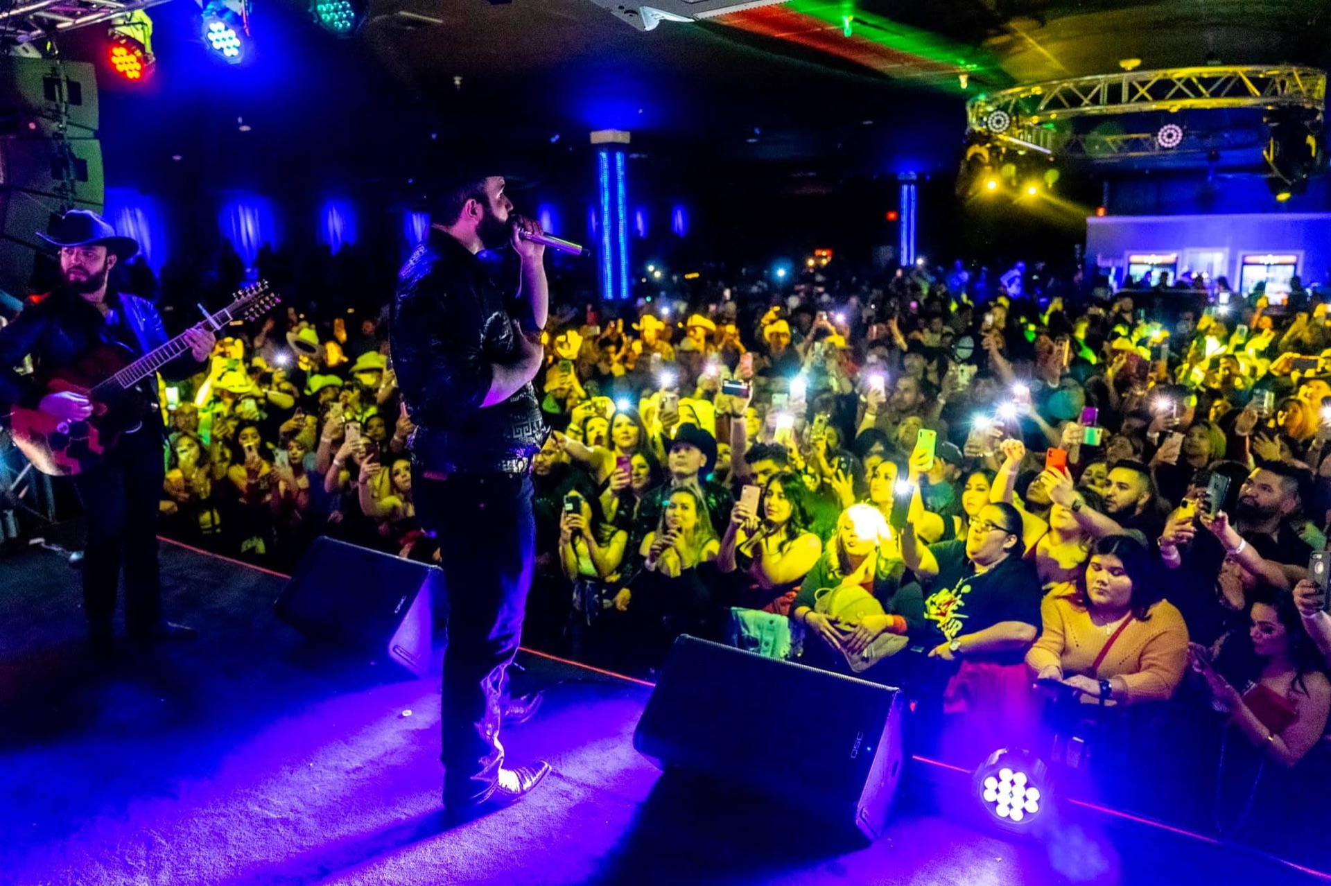 A packed night at Stratus Event Center